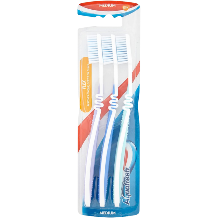 Aquafresh Flex Toothbrush Medium, 3 Pack